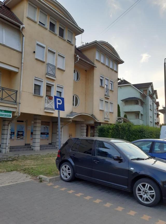 Neptun Apartman Hajdúszoboszló Esterno foto